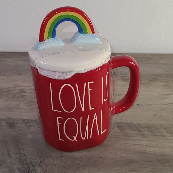 RAE Dunn Lidded Mug - Picture 1 of 3